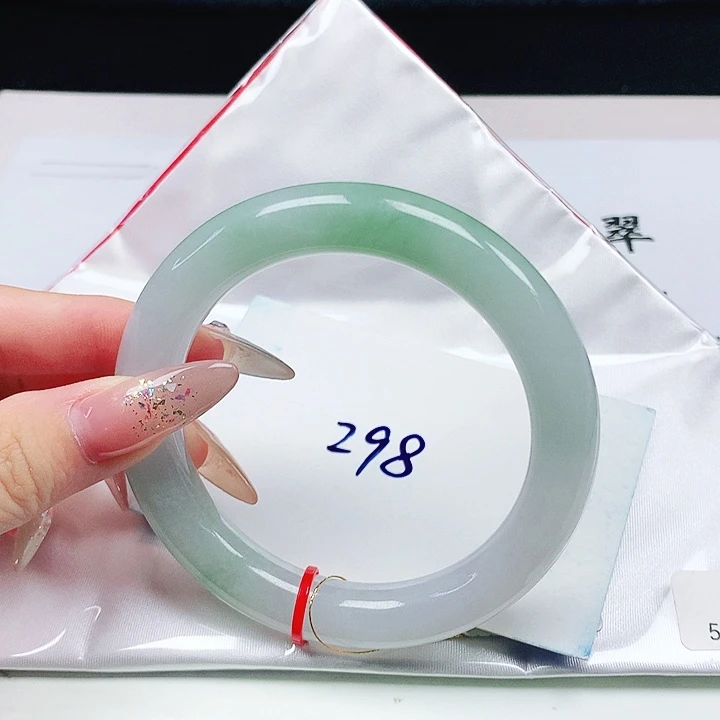 翡翠手镯（圆镯）未镶嵌58