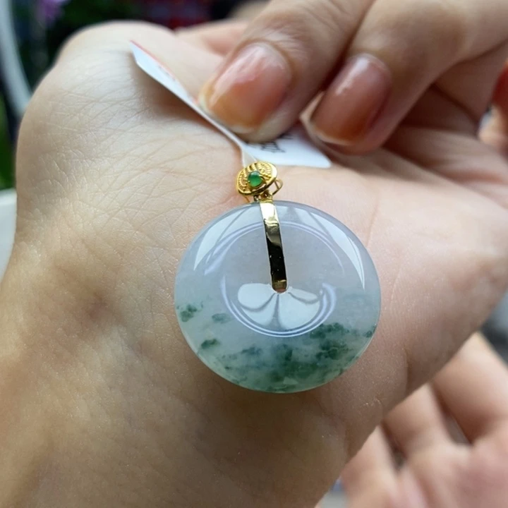 翡翠18K金镶嵌颈饰吊坠35