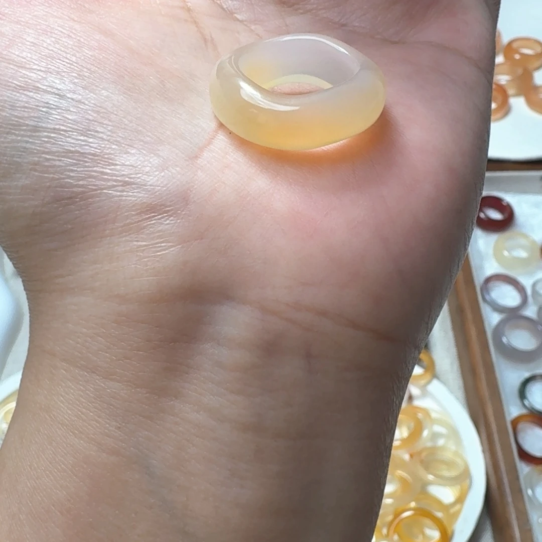 未镶嵌戒指玛瑙/玉髓694港12