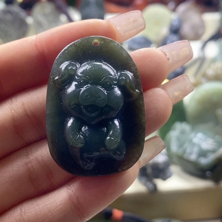 和田玉颈饰未镶嵌