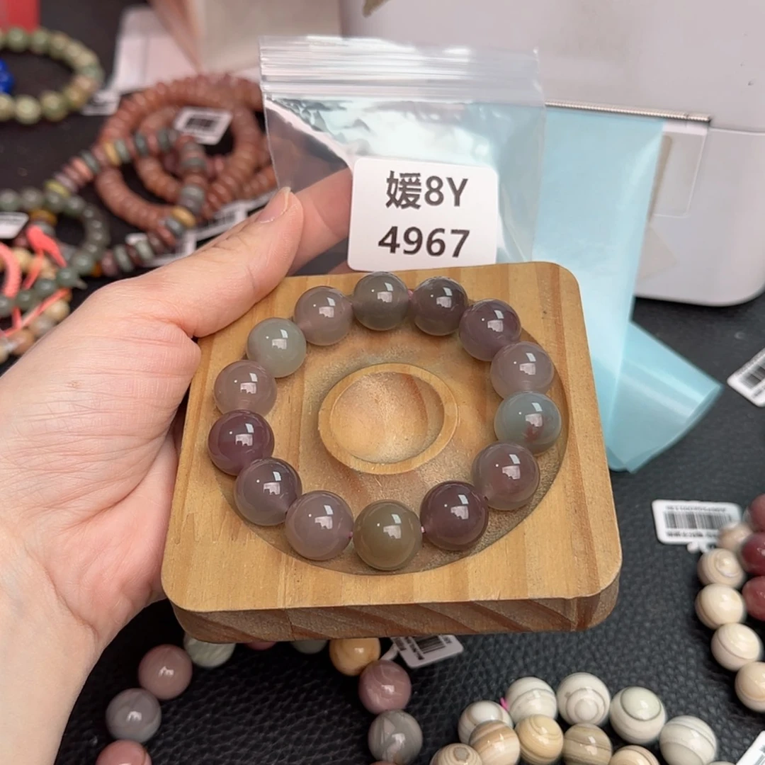 【闪购商品】石英质玉手链未镶嵌豌