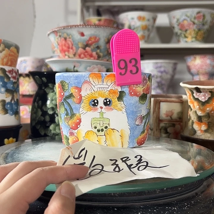 兰****景德镇手绘花盆 满38包邮