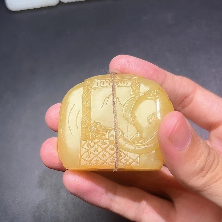 和田玉未镶嵌挂件广****校
