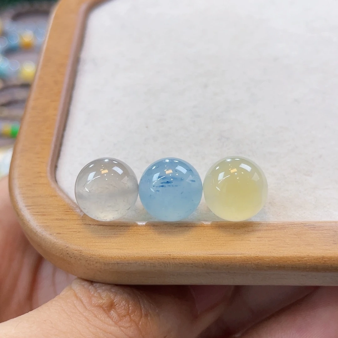 【闪购商品】未镶嵌手链翡翠中间海蓝宝色单颗