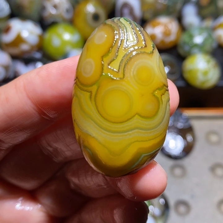 未镶嵌玛瑙/玉髓珠宝半成品78