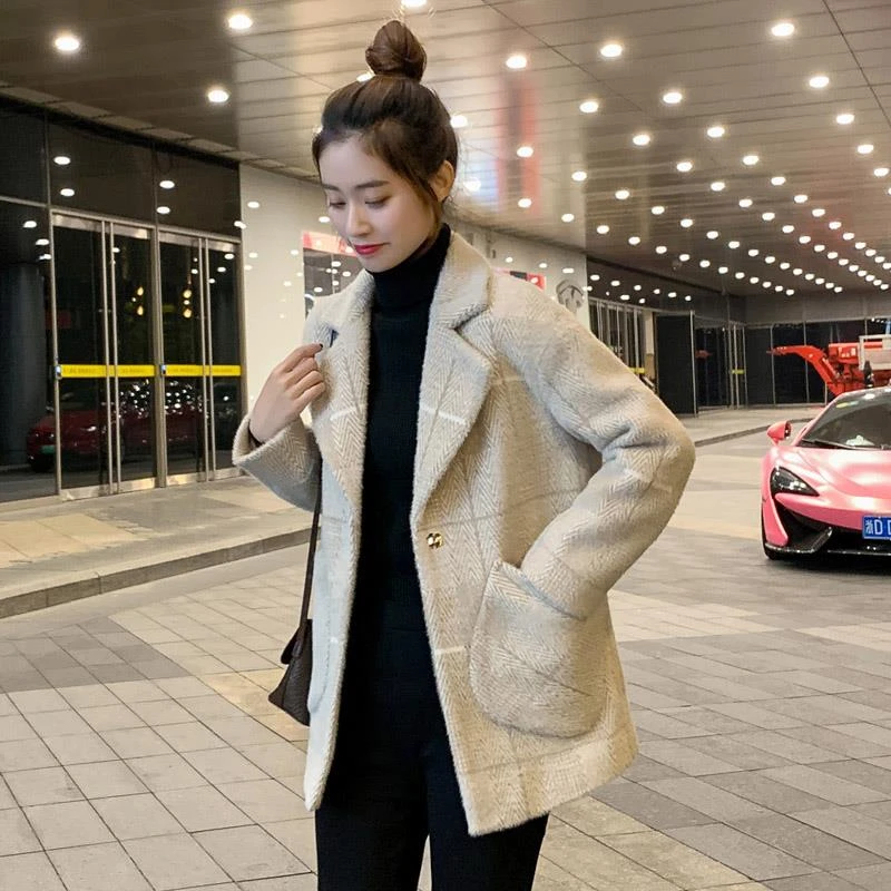 法芬图2025年秋冬百搭大衣小个子毛绒外套羊羔绒上衣女士短外套女