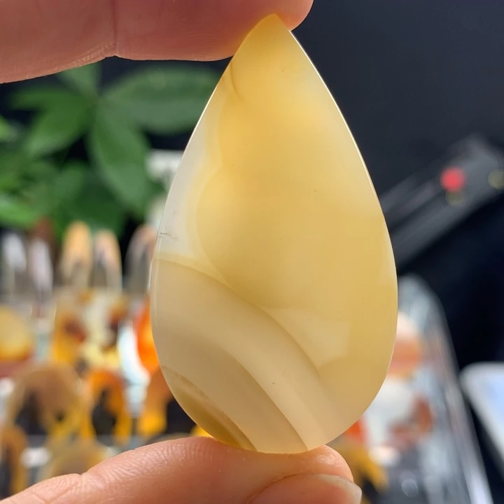 玛瑙/玉髓颈饰未镶嵌85