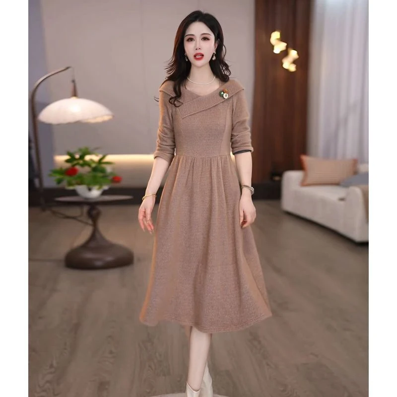 高档磨毛精防时尚洋气简约优雅礼服裙2025秋冬新款中长收腰显瘦裙