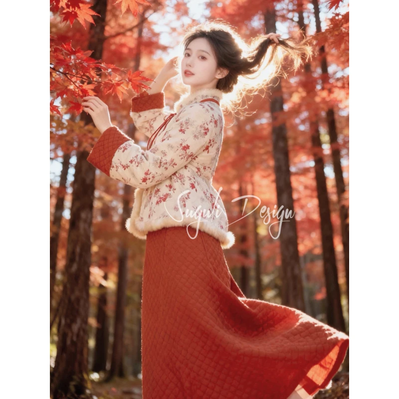 球球夫人丨素秋）60cm冬季加绒红色绿色单层复古三颗盘扣两件套