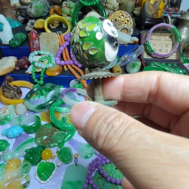 吊坠滴血莲花菩提