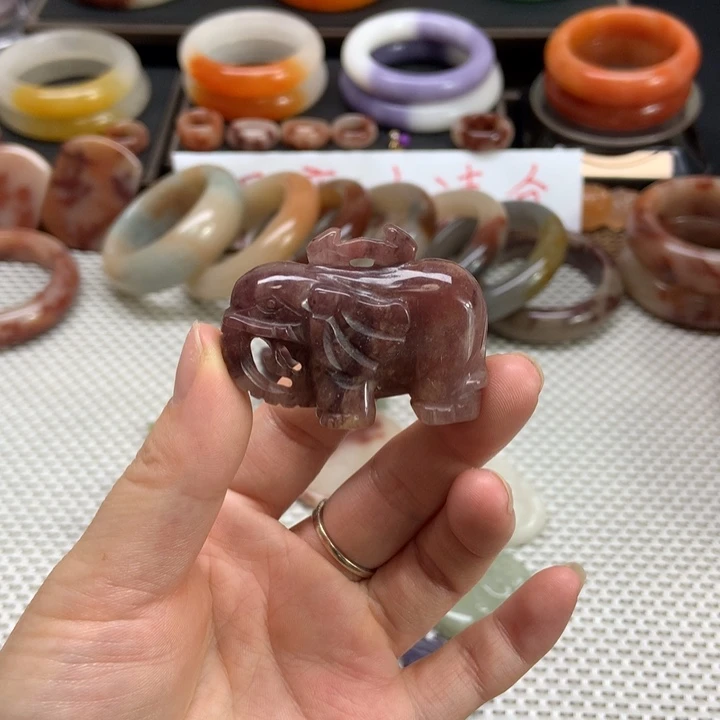 石英质玉未镶嵌吊坠(赠链)