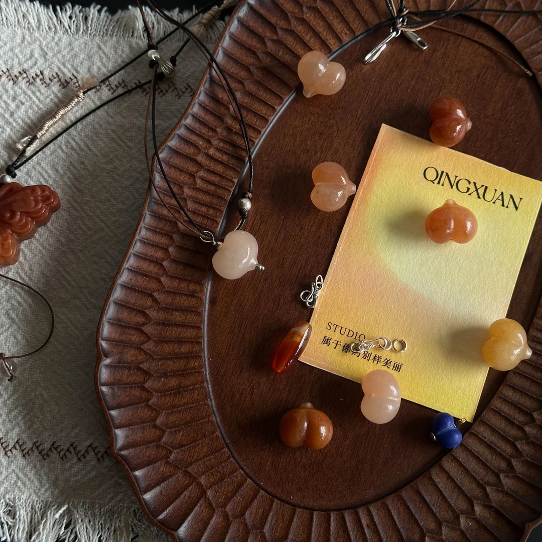 QINGXUAN*原创手作*手作屁桃毛衣链