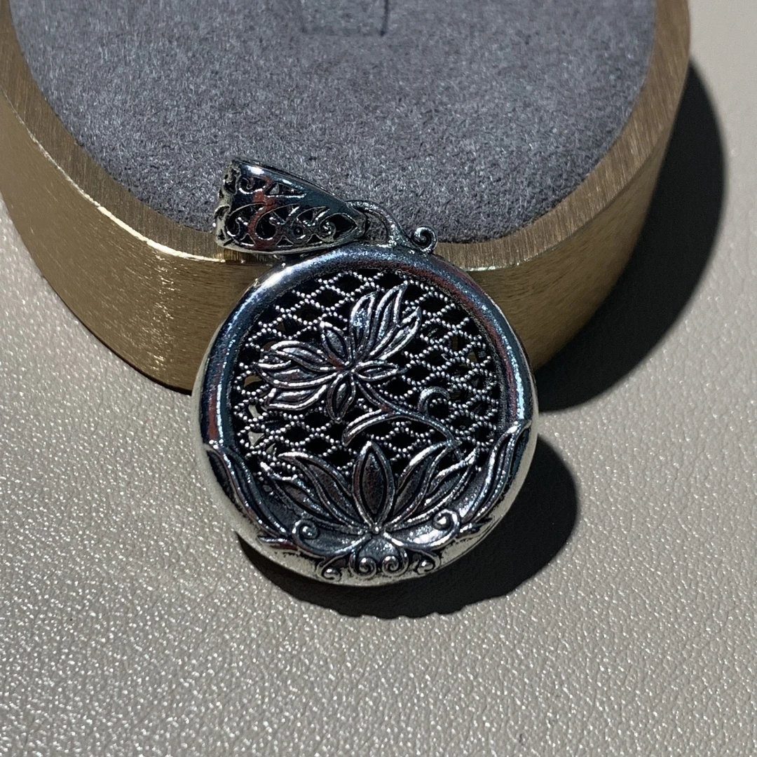 钨合金吊坠 2521【莲花福牌】镂空圆牌吊坠双面复古挂坠