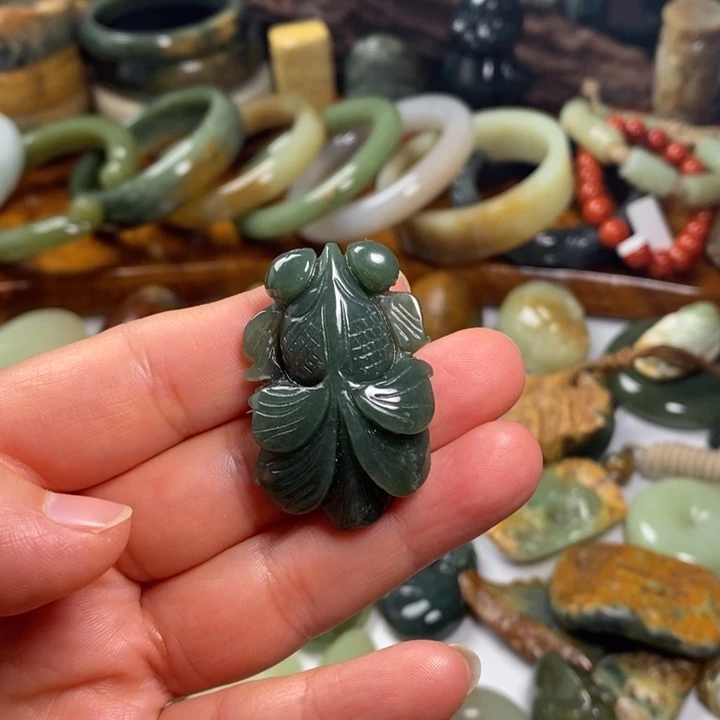 和田玉（糖玉）未镶嵌手镯