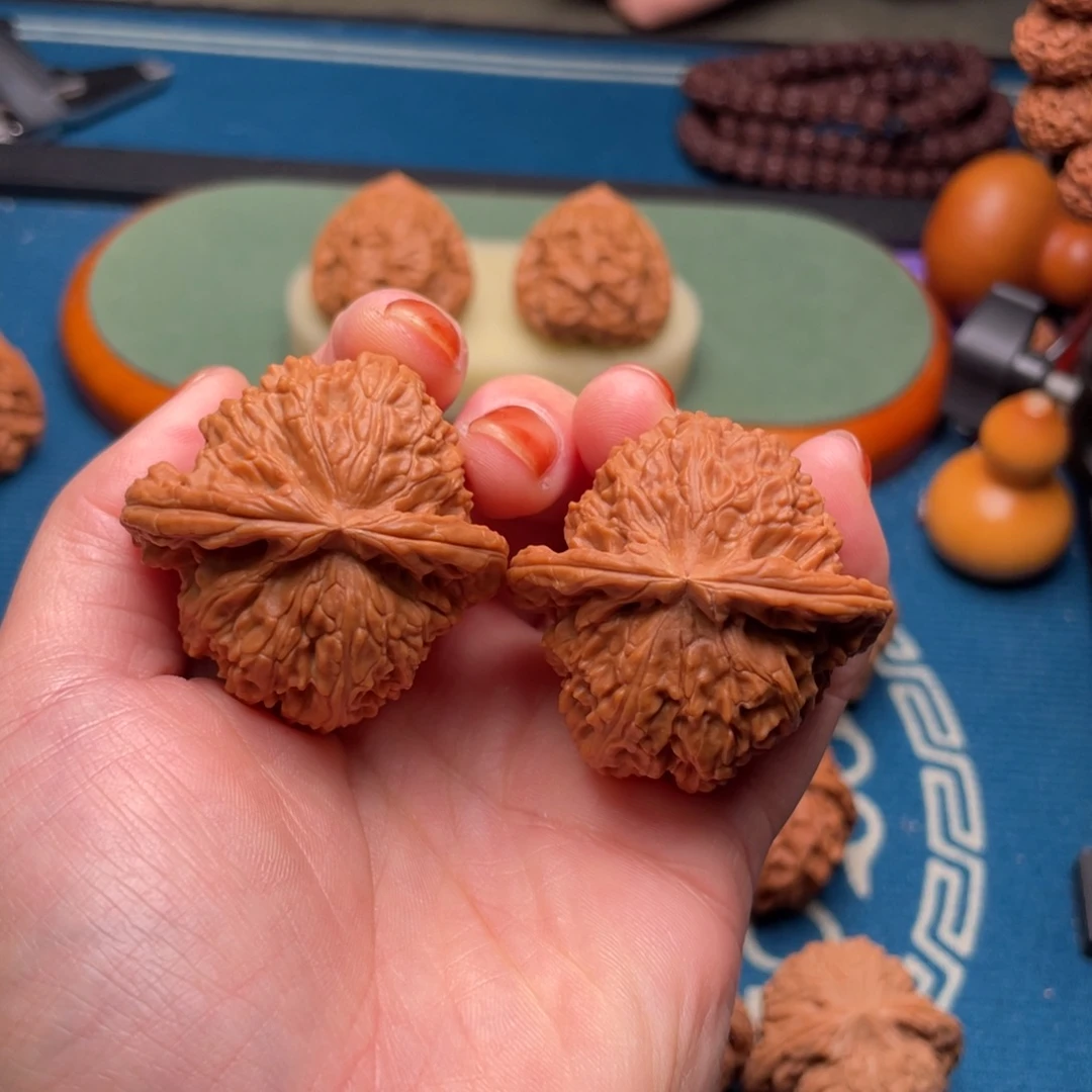 文玩核桃吊坠41白狮子12号