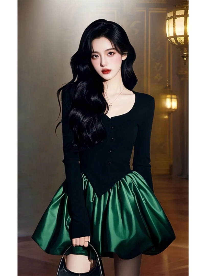 冷淡系独特别致连衣裙女装2025春季新款富家千金小个子花苞短裙子