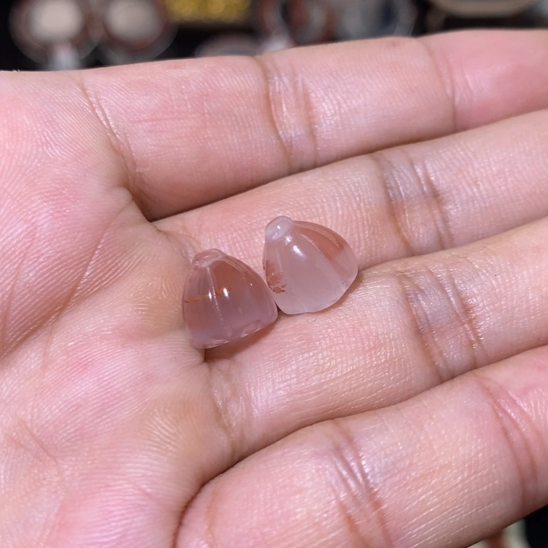 南红玛瑙冰飘未镶嵌彳****ᵘ莲蓬两个