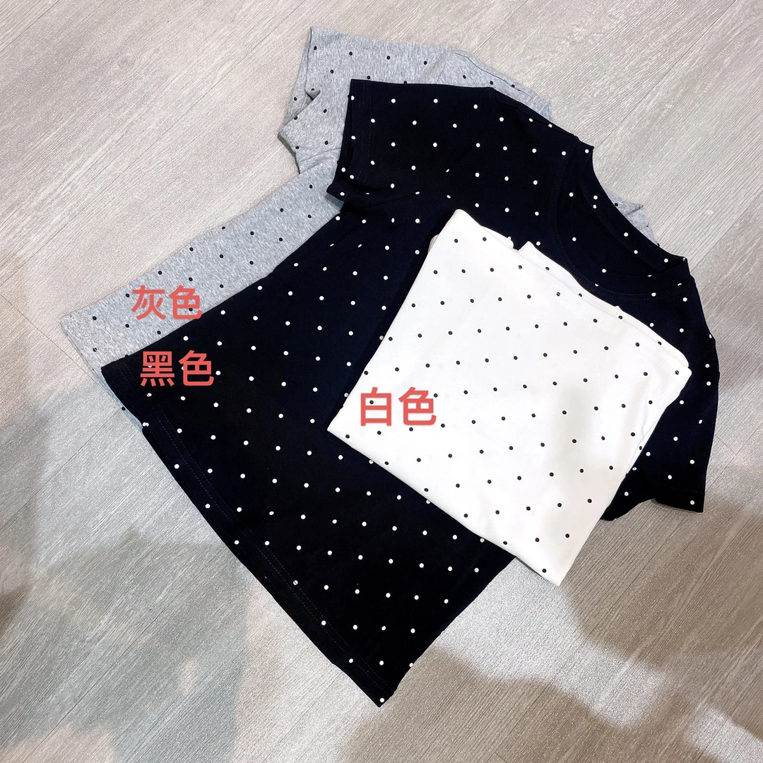 圆领波点胸前字母刺绣短袖T恤-果梓018