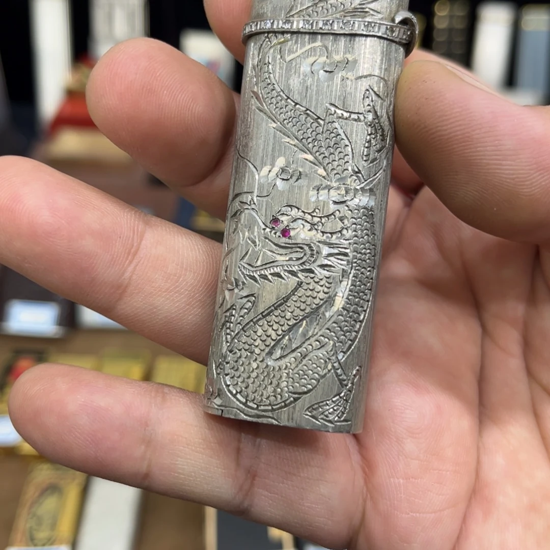 用***8卡一代稀有款龙虎