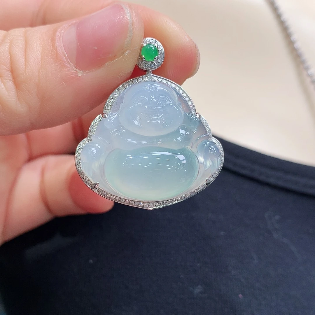 翡翠颈饰18K金镶嵌佛公