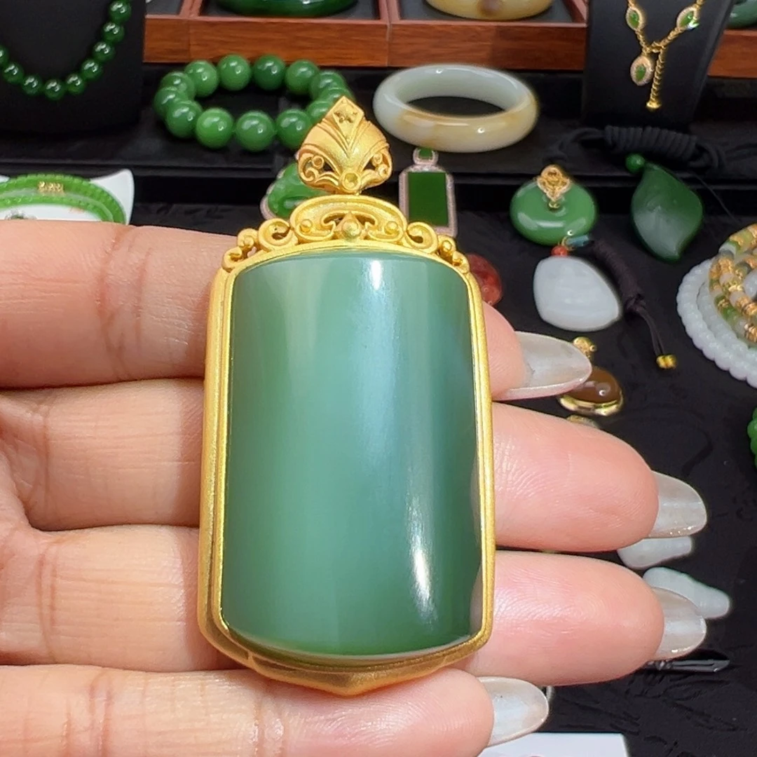 和田玉银S925镶嵌颈饰粉青厚装圆弧面无事牌