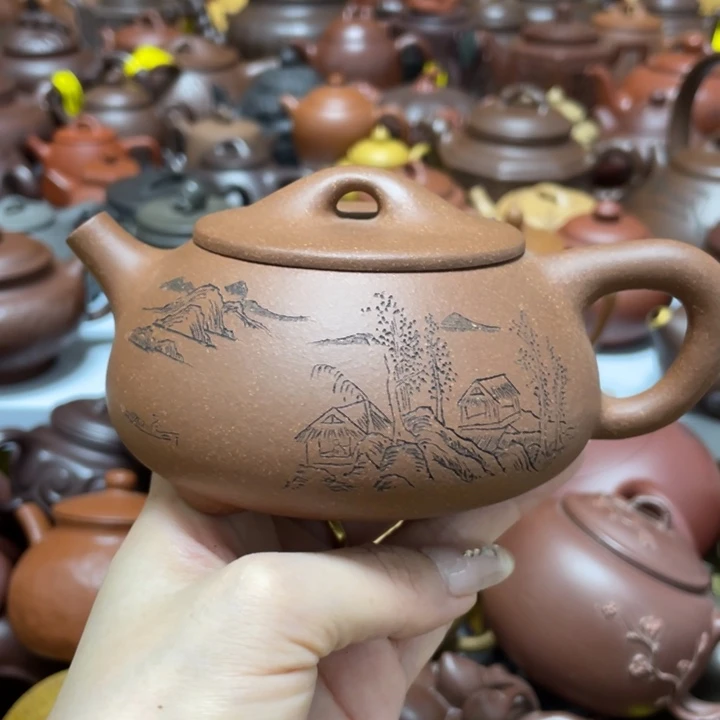 底槽青茶壶紫砂艺术作品