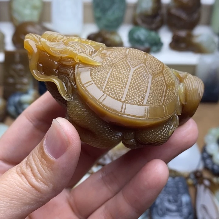 陌***晨和田玉未镶嵌颈饰