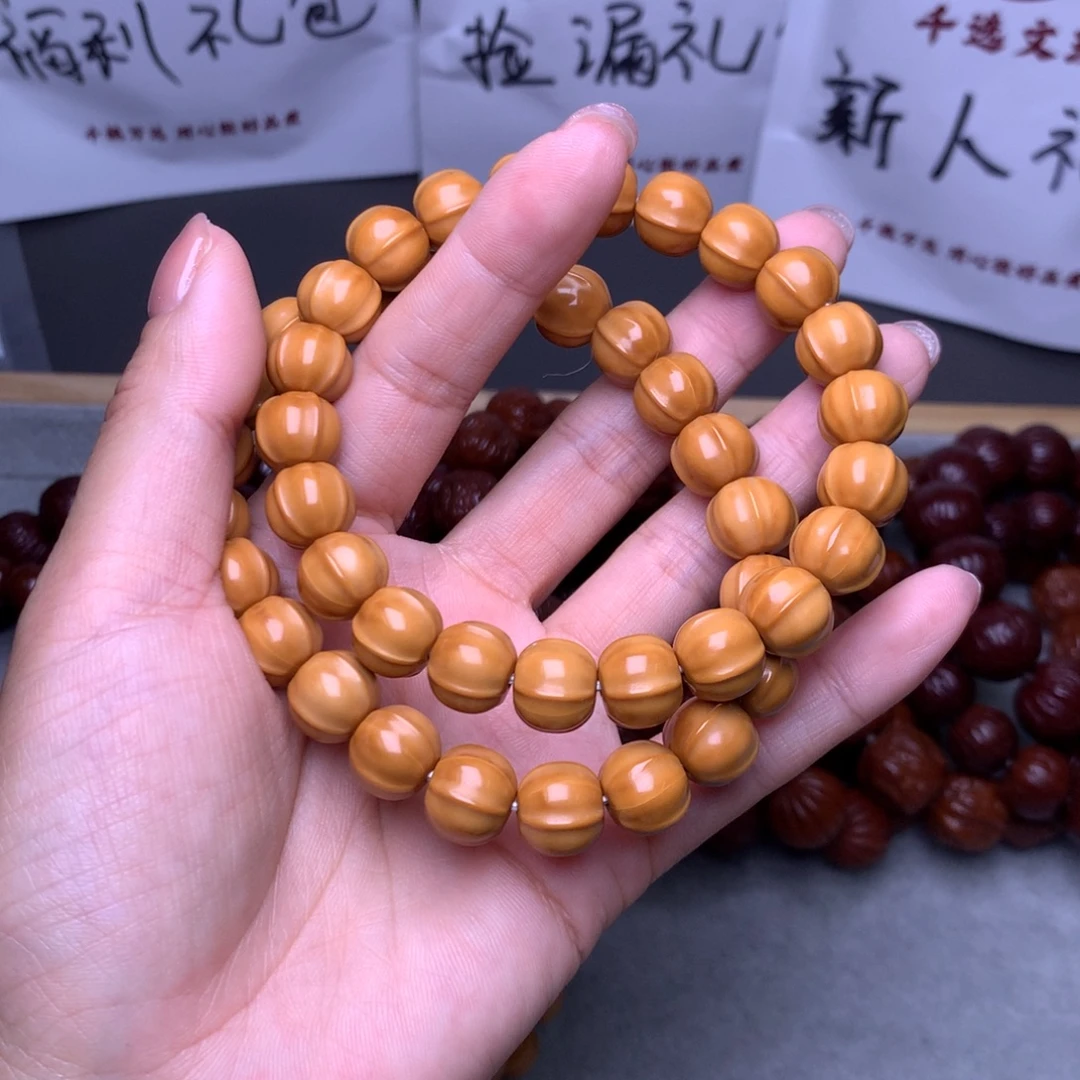 猴头核桃手串小鲨鱼