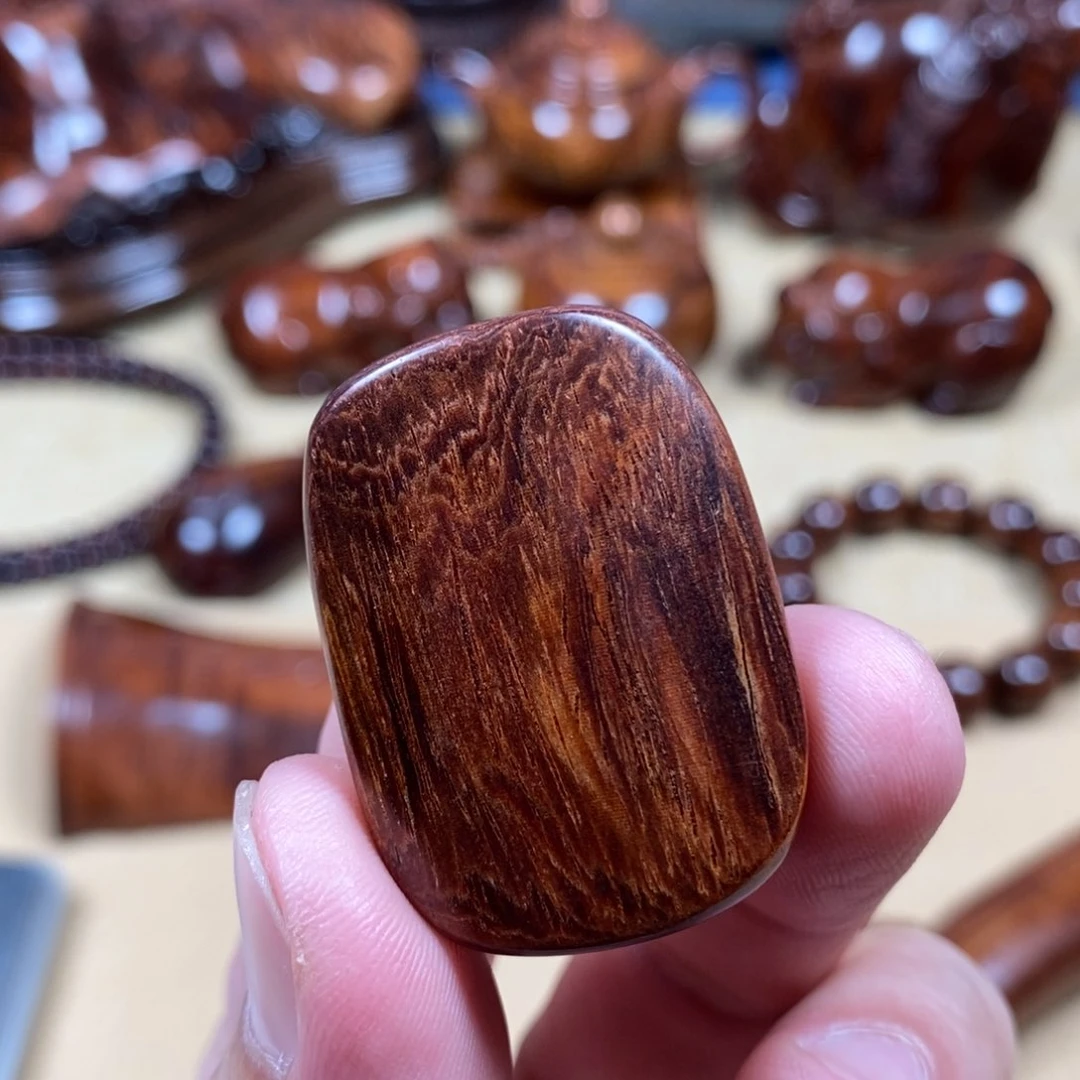 【闪购商品】把件黄花梨/降香黄檀手把件