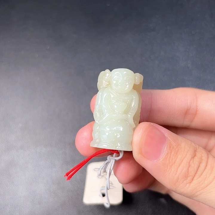 和田玉挂件未镶嵌好*师