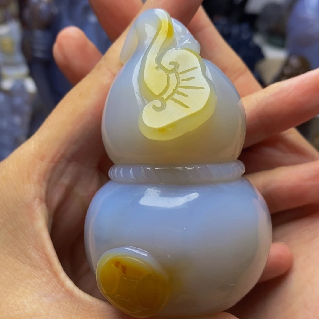 玛瑙/玉髓手把件未镶嵌