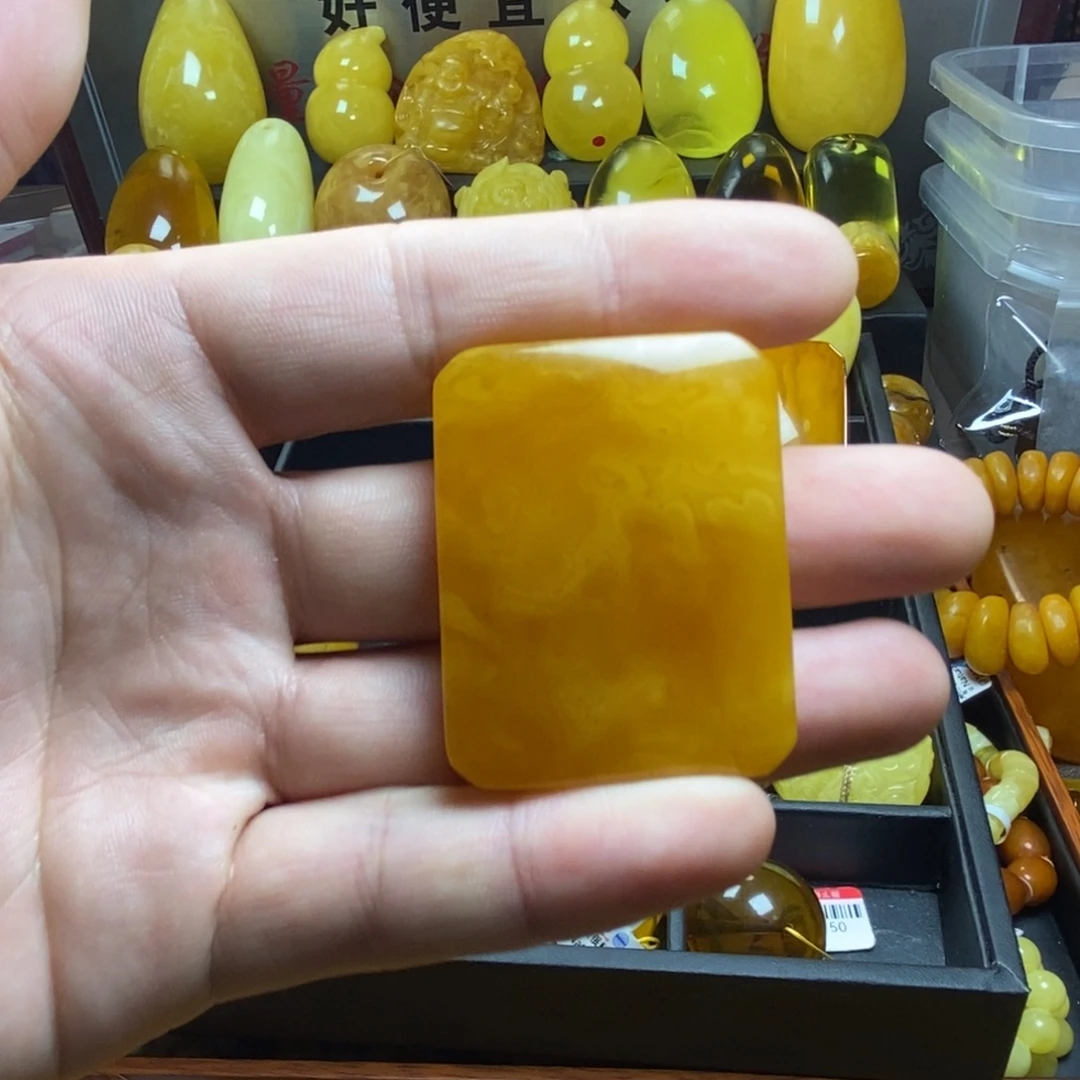 琥珀未镶嵌裸石蜜蜡