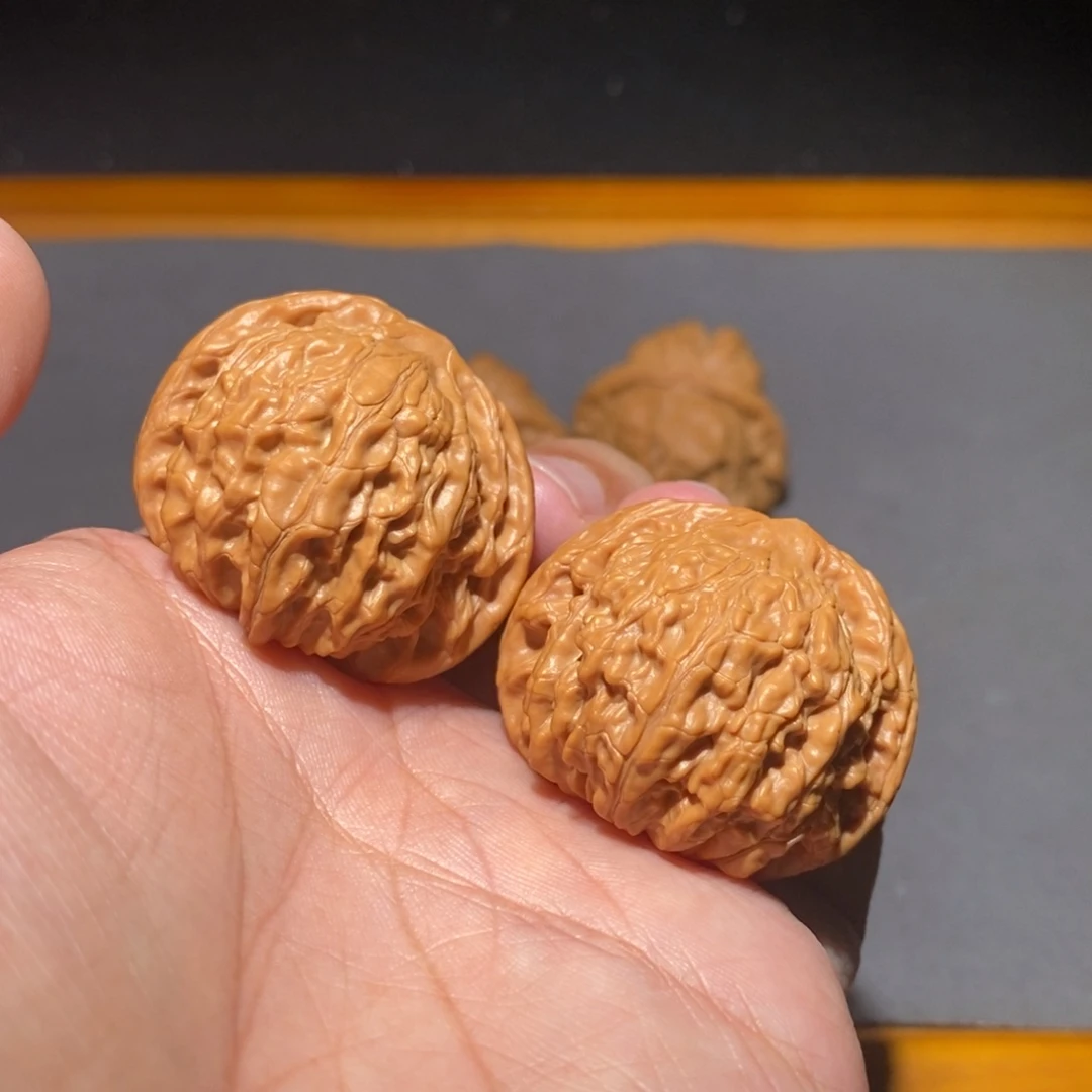 文玩核桃把件38山西磨盘全品