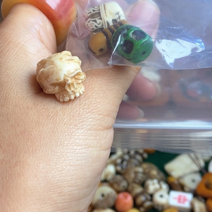 一***饭配饰鹿角雕刻配饰一起