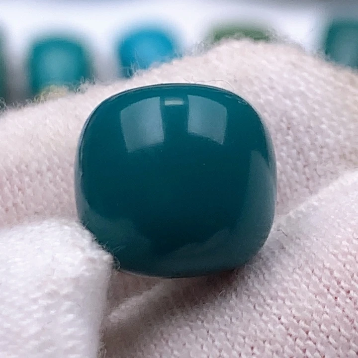 绿松石车挂未镶嵌