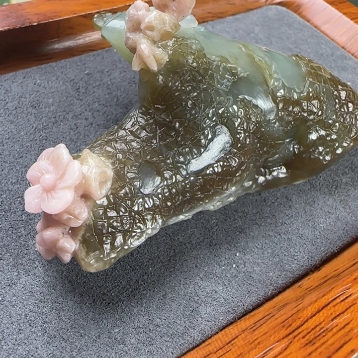 颈饰未镶嵌和田玉定制
