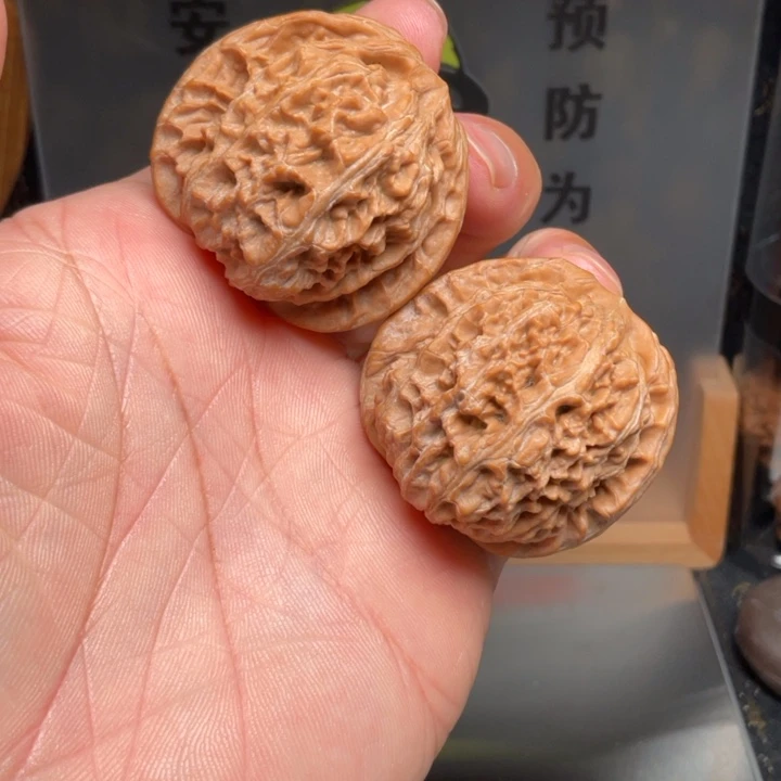 吊坠文玩核桃核老闷41全品