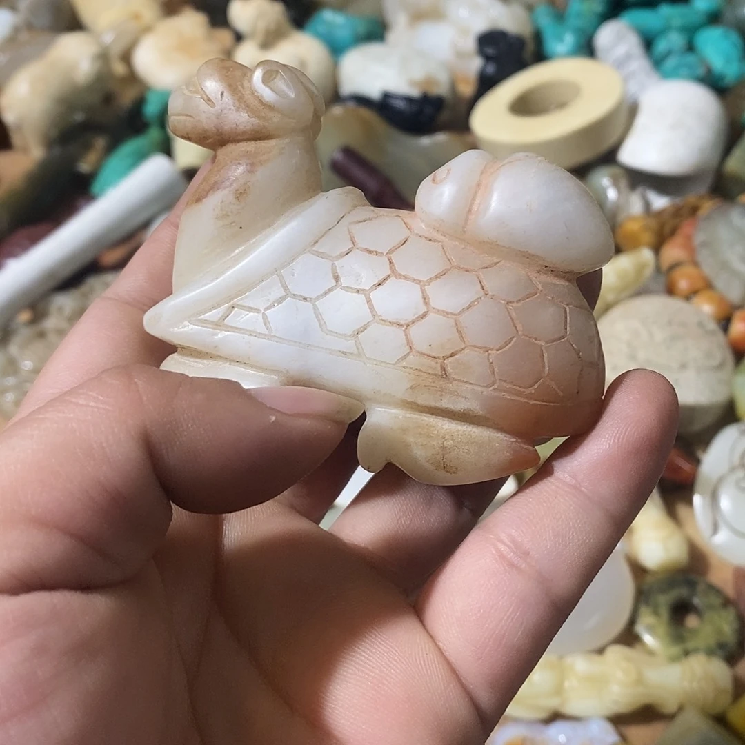 和田玉（糖玉）未镶嵌挂件