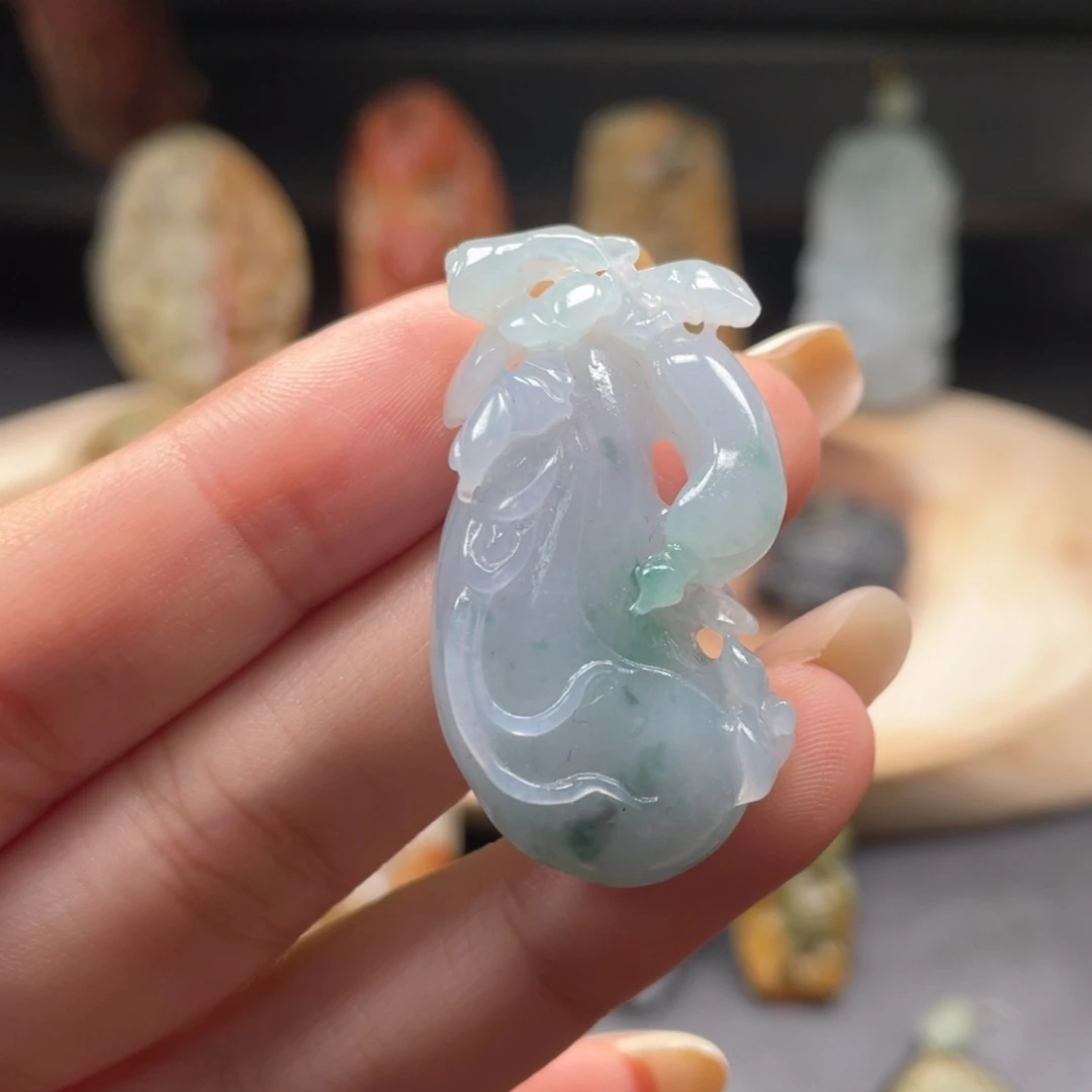 定制翡翠未镶嵌翡翠