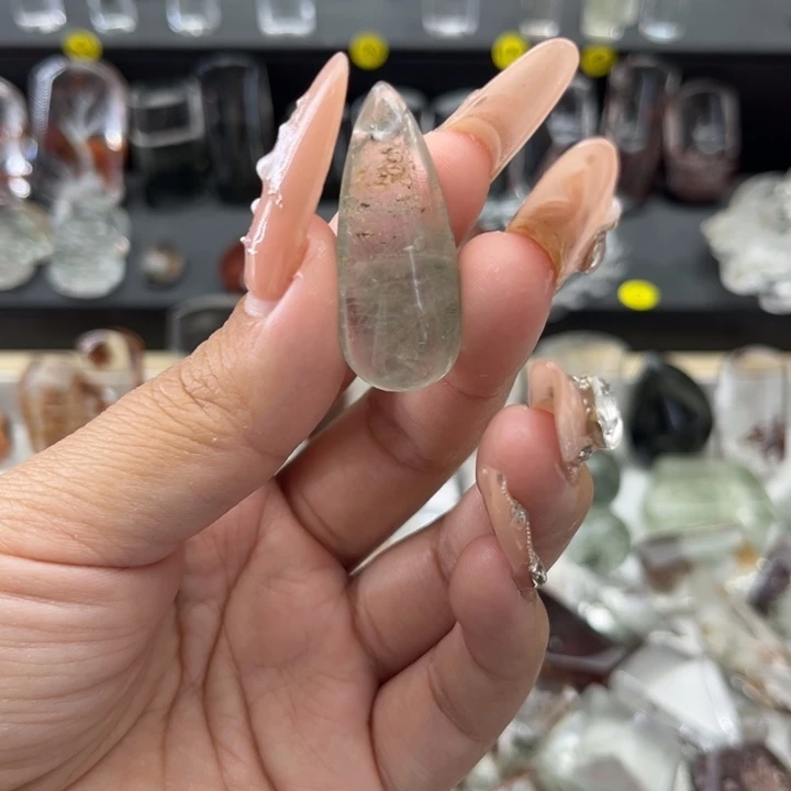 未镶嵌吊坠(赠链)黄晶