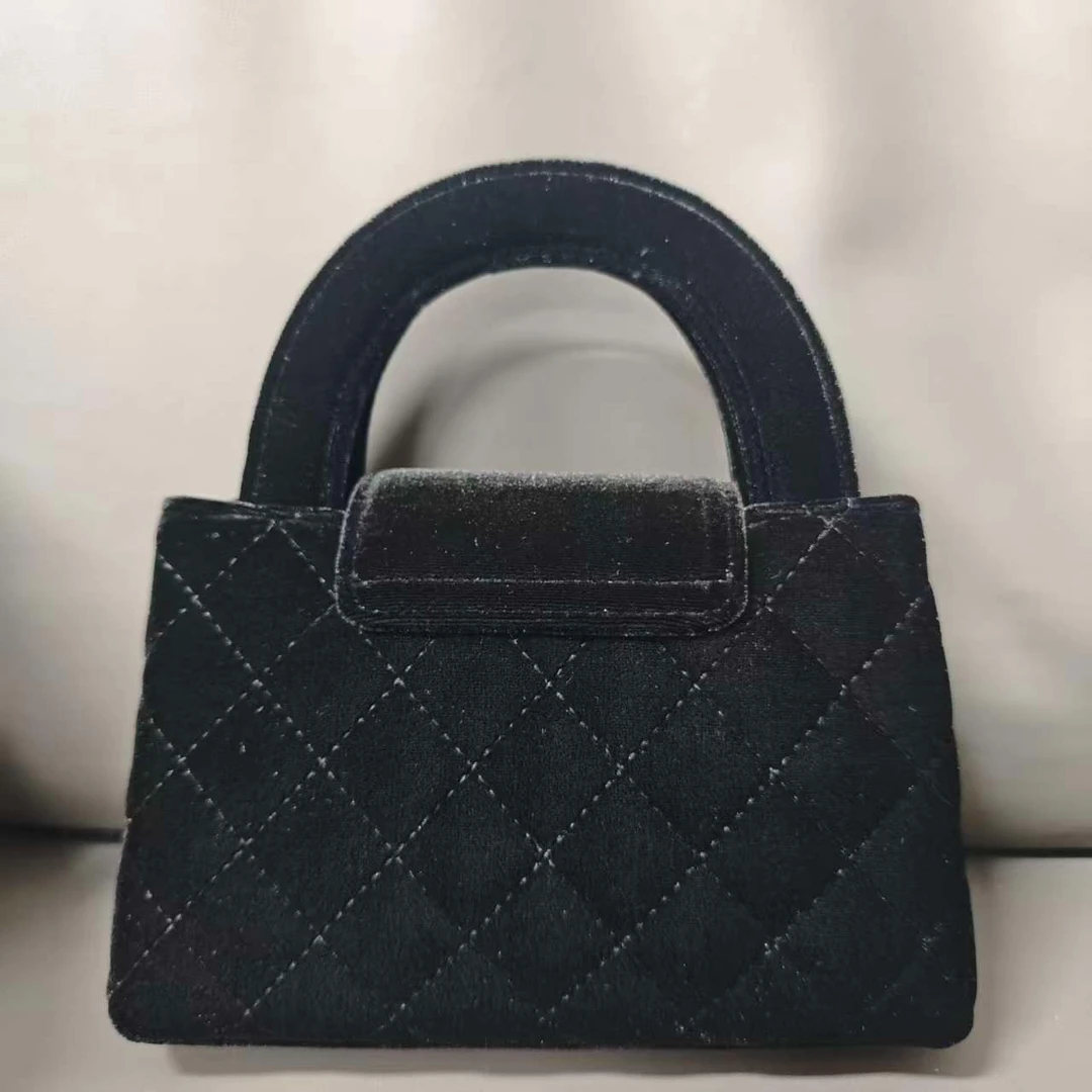 高定奢品 时尚潮流真皮新款斜挎包0703 黑色 绒面