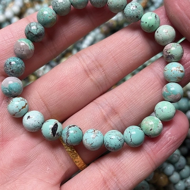 绿松石未镶嵌7.8左右的