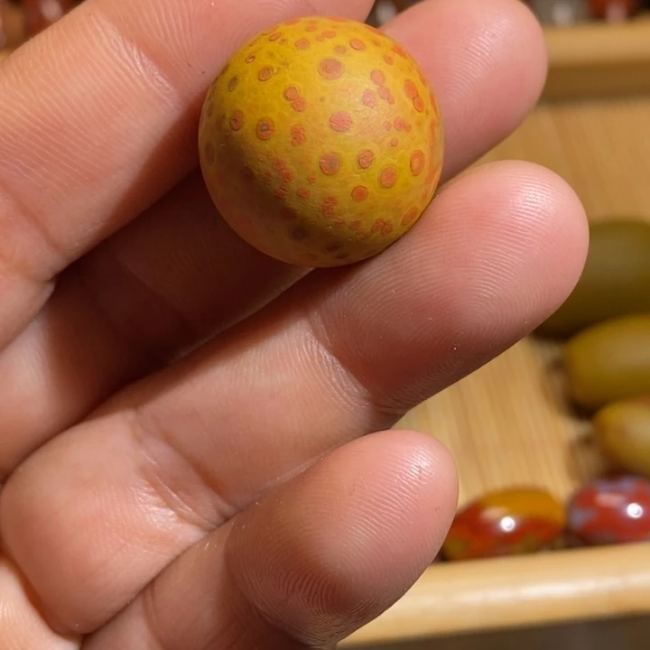 玛瑙/玉髓战国红单珠未镶嵌n****e