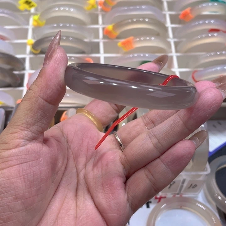 玛瑙/玉髓未镶嵌手镯