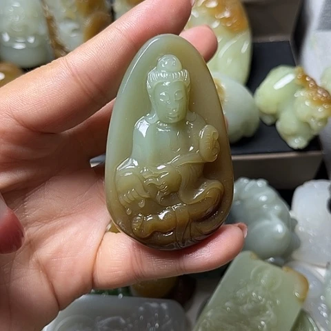 颈饰未镶嵌和田玉浪*哥