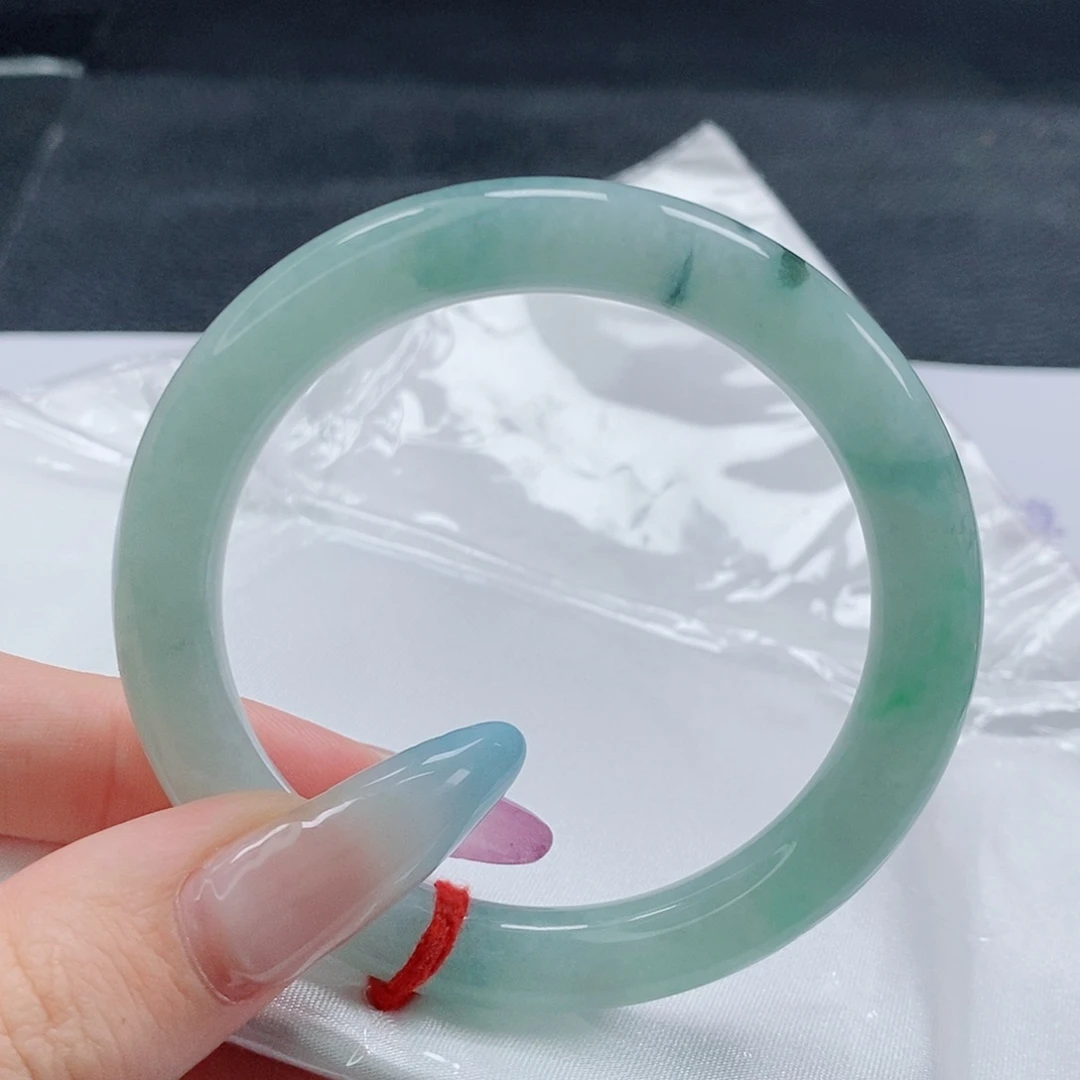 【闪购商品】未镶嵌手镯（圆镯）翡翠510号