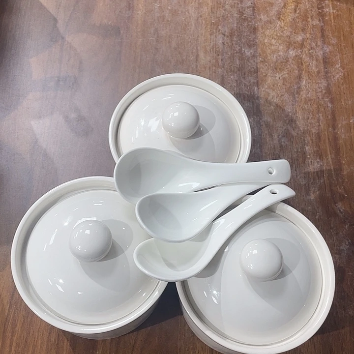 白瓷餐盘餐哦餐盘