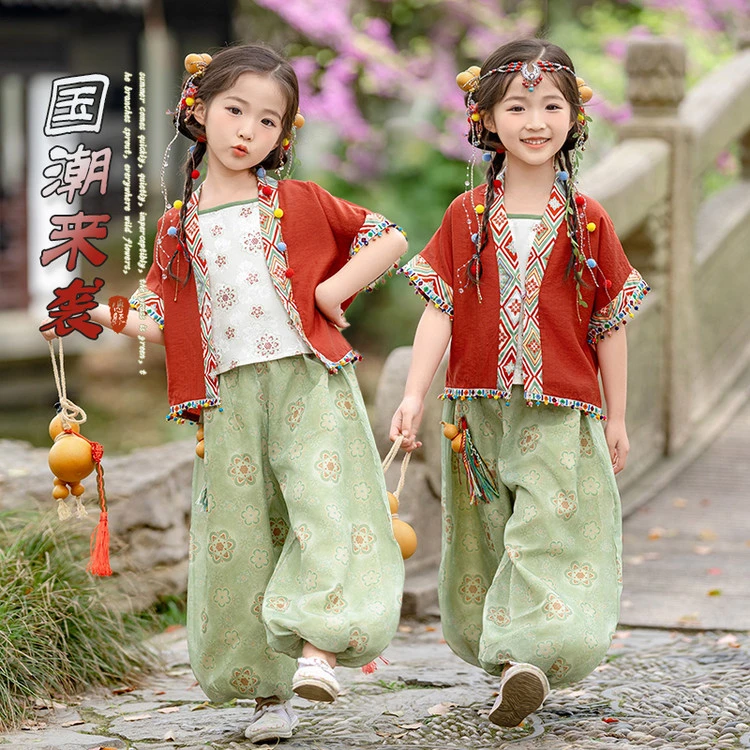 女童秋季汉服套装2025新款洋气儿童时髦荒漠三件套女宝宝春秋款潮