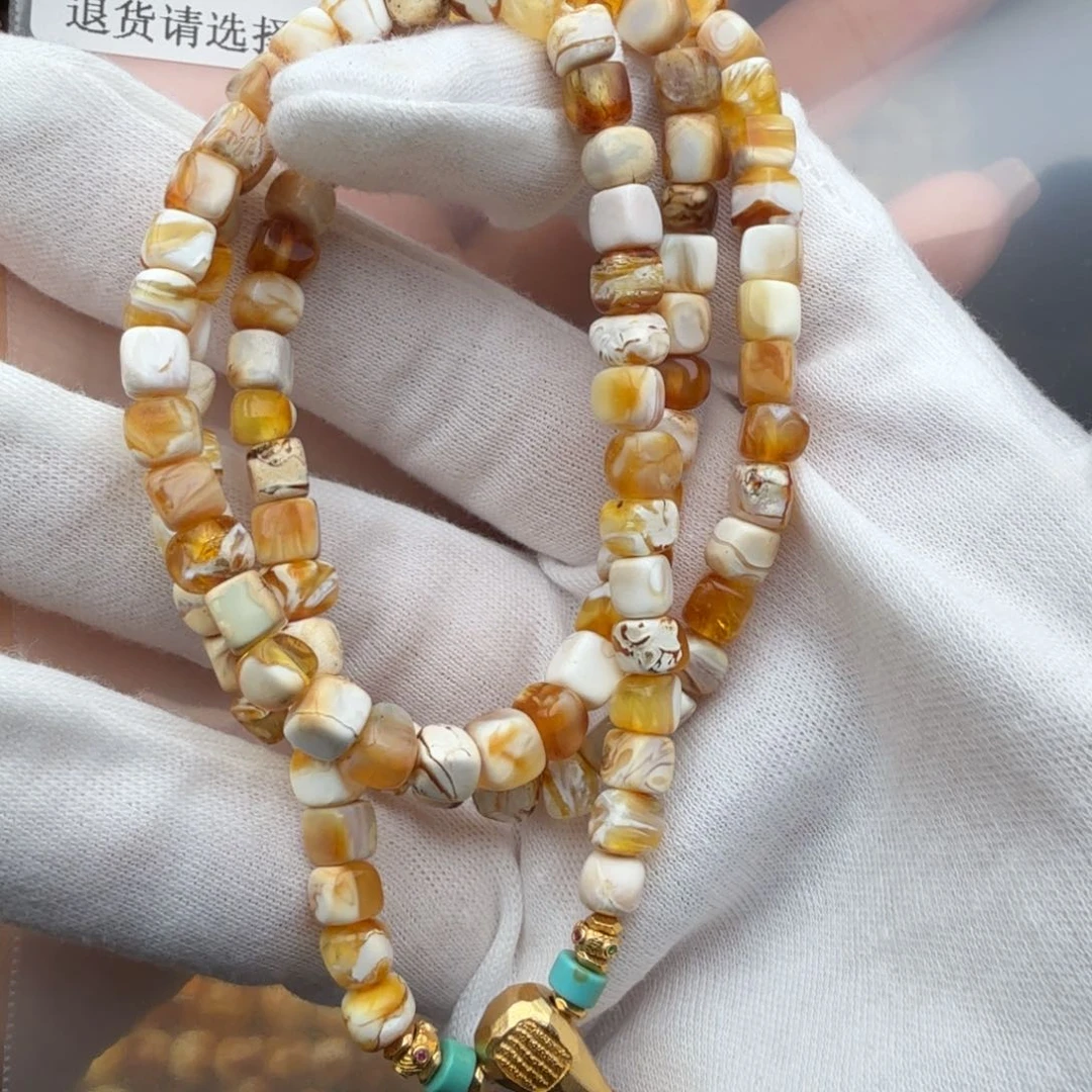 V***w未镶嵌琥珀裸石琥珀蜜蜡