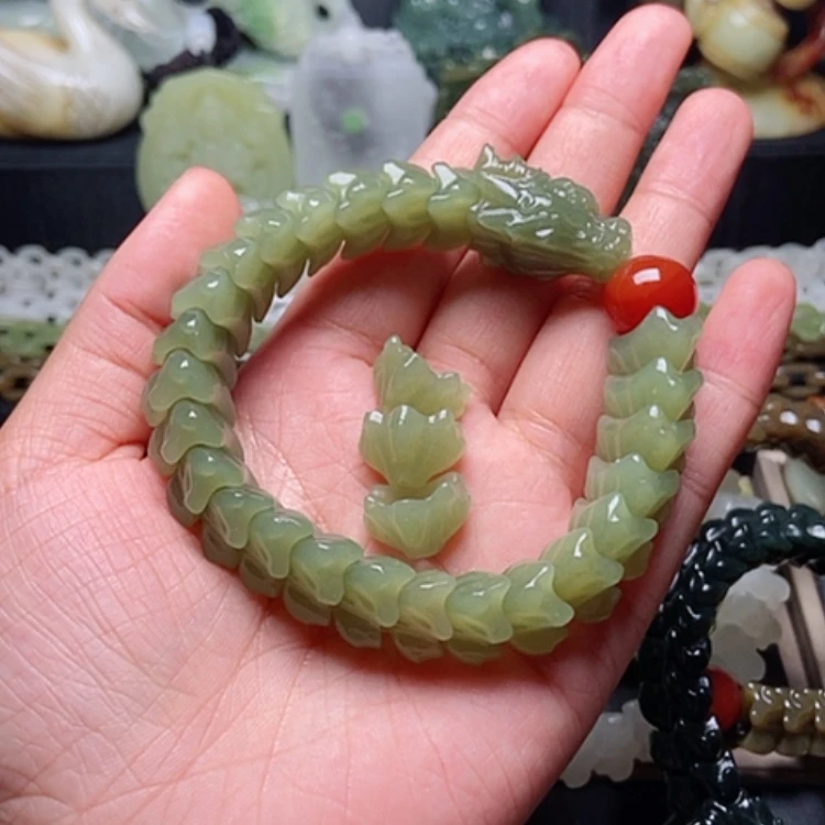 【闪购商品】和田玉未镶嵌颈饰阿*